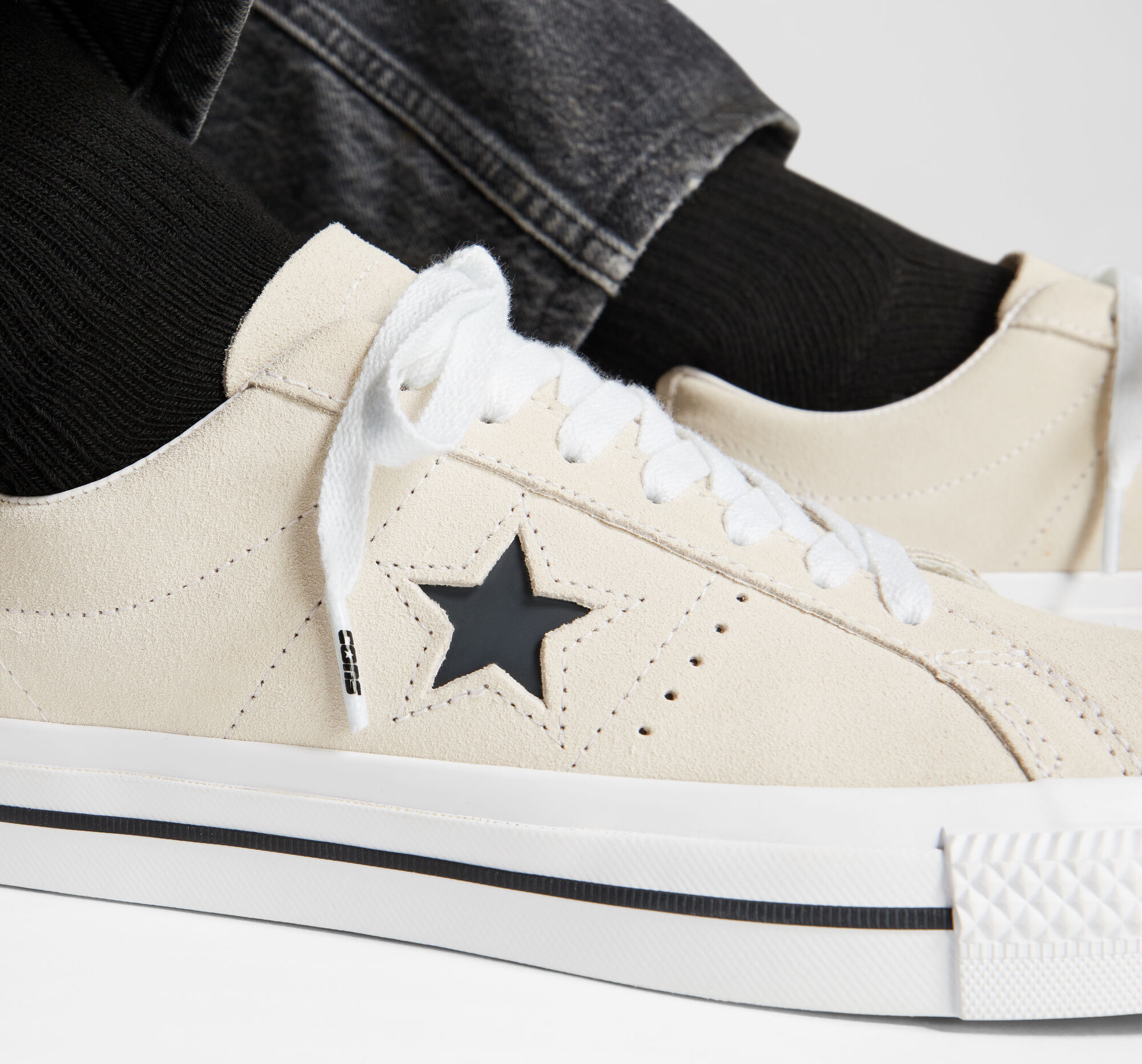 Tênis Cons One Star Pro Ox Converse 172950C MARFIM - cloviscalcados