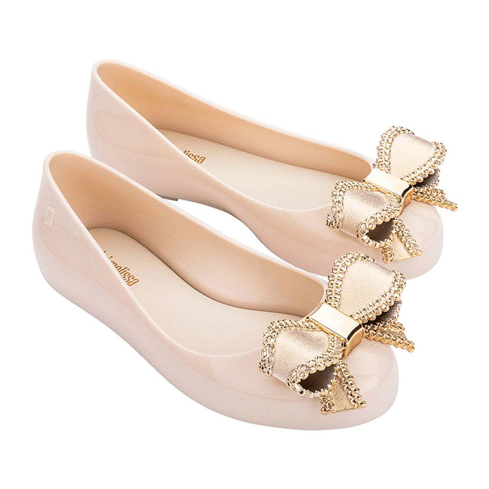 Melanie Butterfly Bliss Lサイズ Mini Melissa Sweet Love IV 33887 BEGE | Clovis Calçados