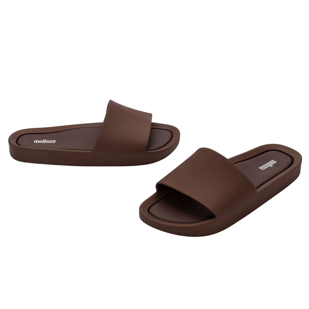 Melissa-Beach-Slide-31754-0851754_043-02.jpg