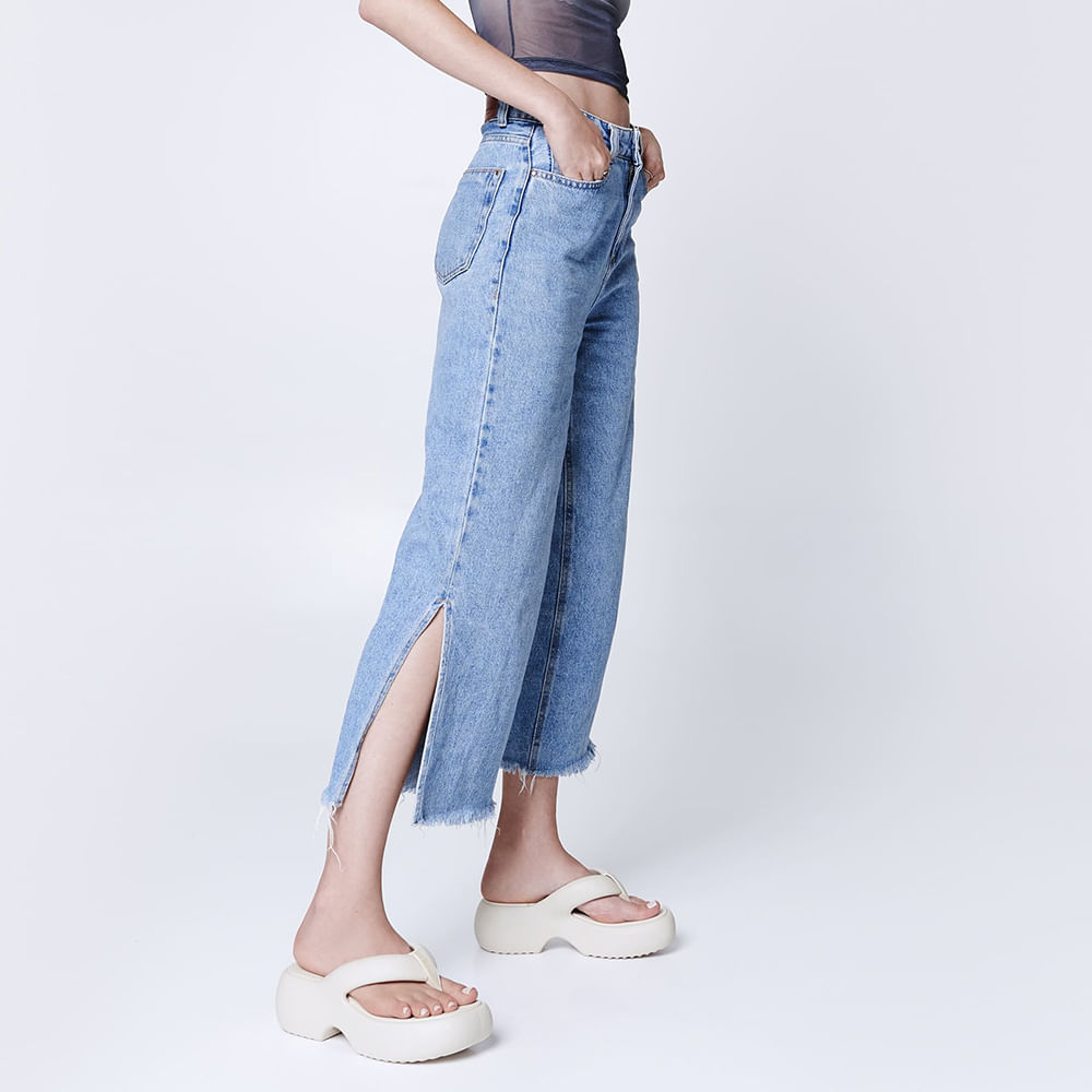 Melissa-Free-Fuzzy-Platform-35875-0855875_044-04.jpg