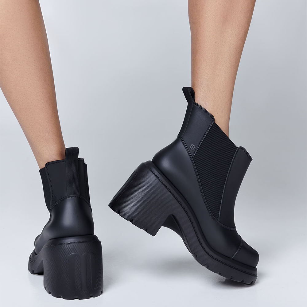 Melissa-Courtney-Boot-35833-0855833_001-02.jpg