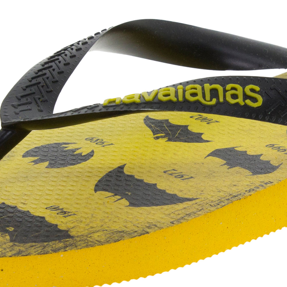 Chinelo Masculino Batman Amarelo Havaianas 4140257 cloviscalcados - Main Image