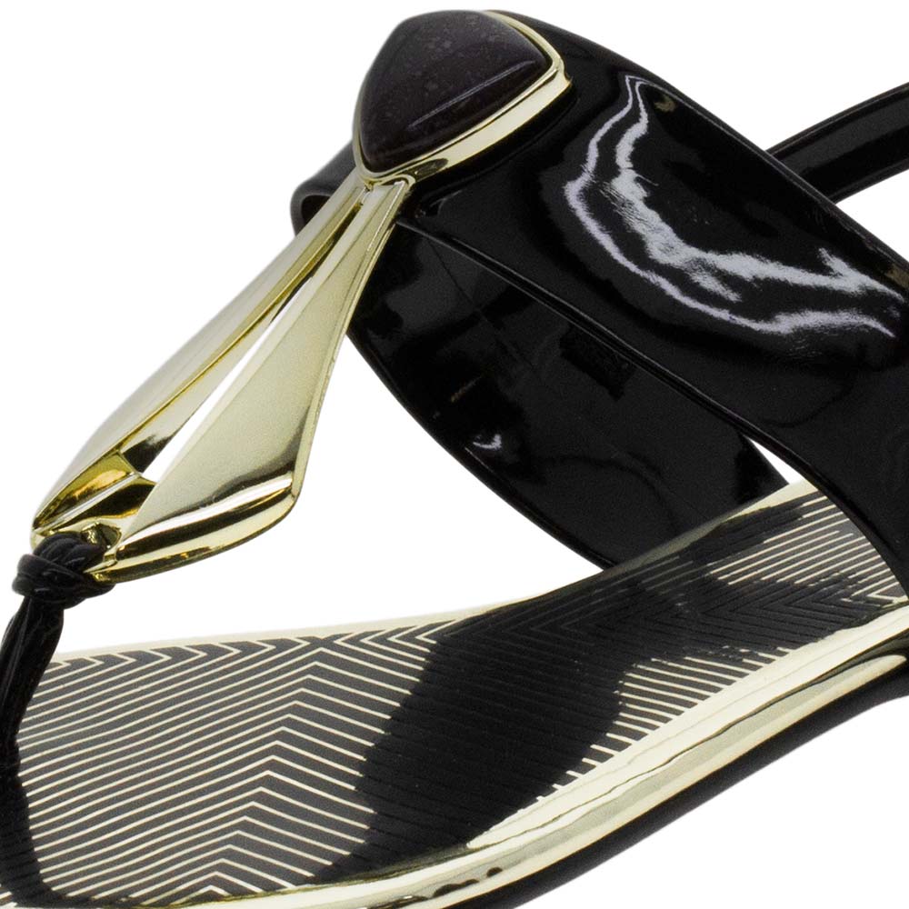 Sandalia-Feminina-Rasteira-Verniz-Preto-Beira-Rio---8367206-05