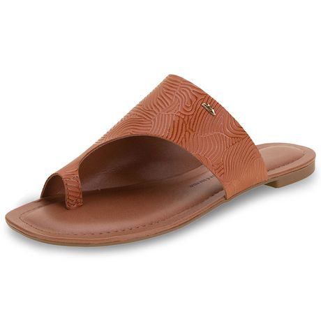 chinelo dakota 2019