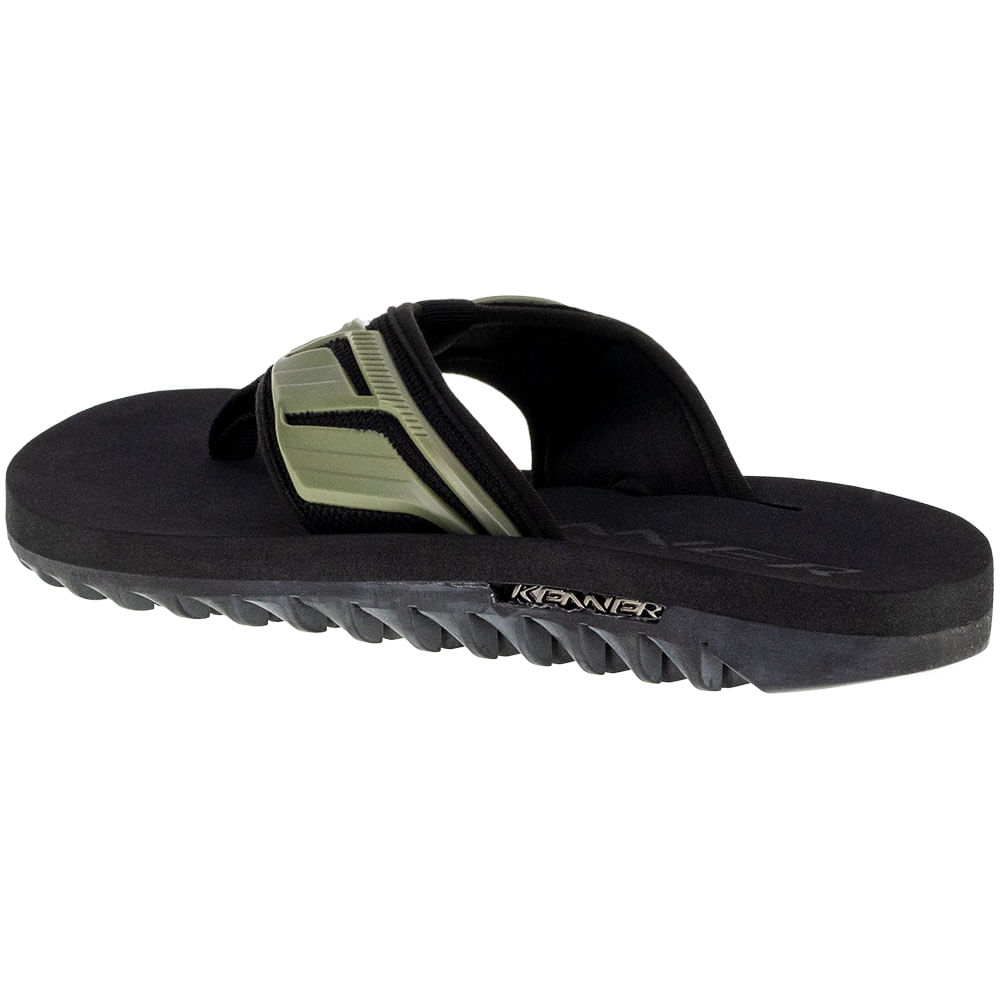 Chinelo-Kivah-Kenner-HKP01-1970132_024-03