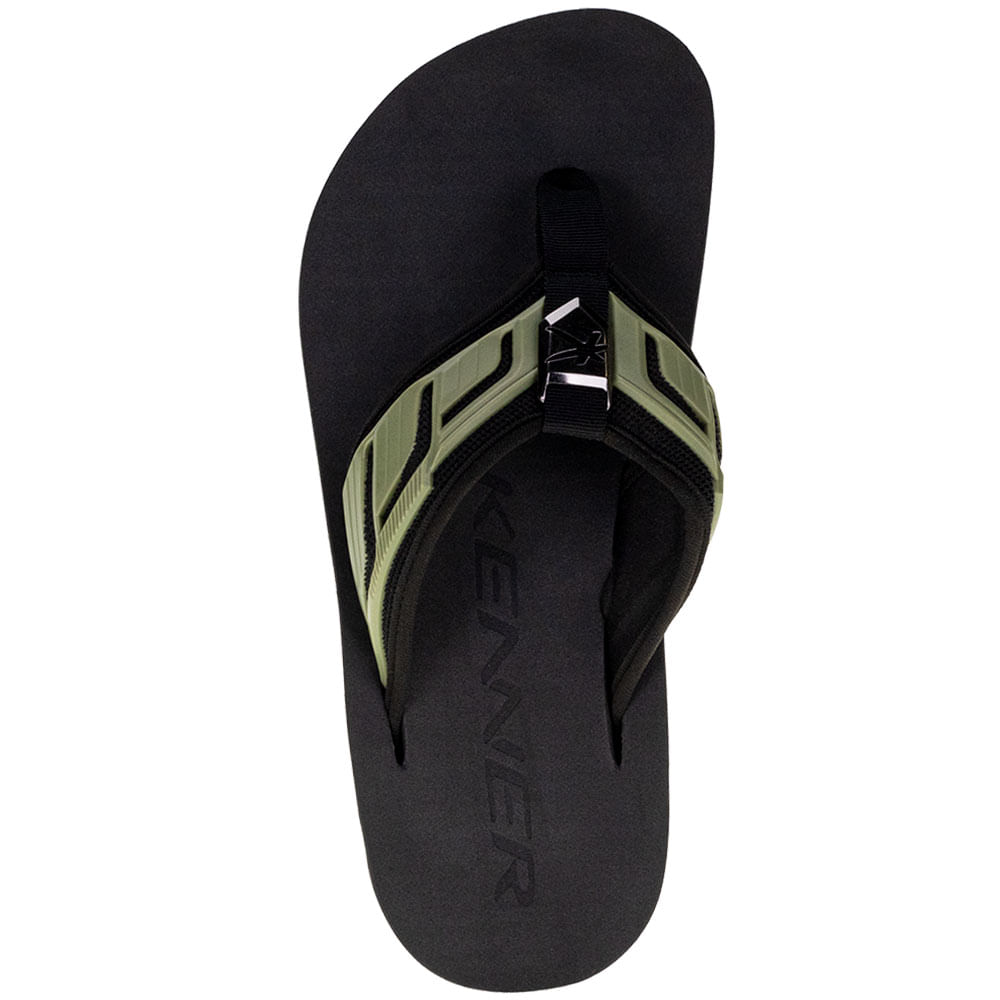 Chinelo-Kivah-Kenner-HKP01-1970132_024-05